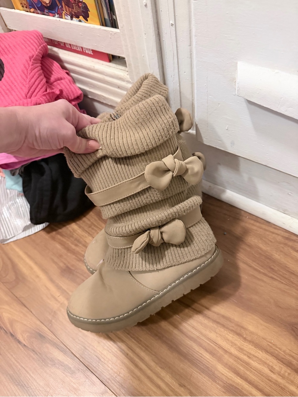 Beige Knit Bow Winter Boots